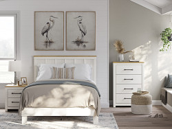  																			Linnocreek White Queen Bed Room Set...
																		 